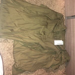 Long flowy pants from papaya